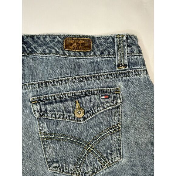 Vintage Tommy Hilfiger Carpenter Jean Shorts Womens Size 8 Blue Denim 4" Inseam - Picture 4 of 4
